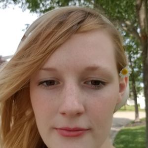 Meet your Posher, Evelyn